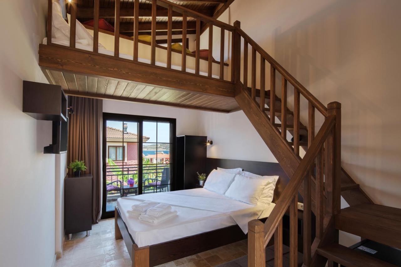 Cesmekes Otel Luaran gambar