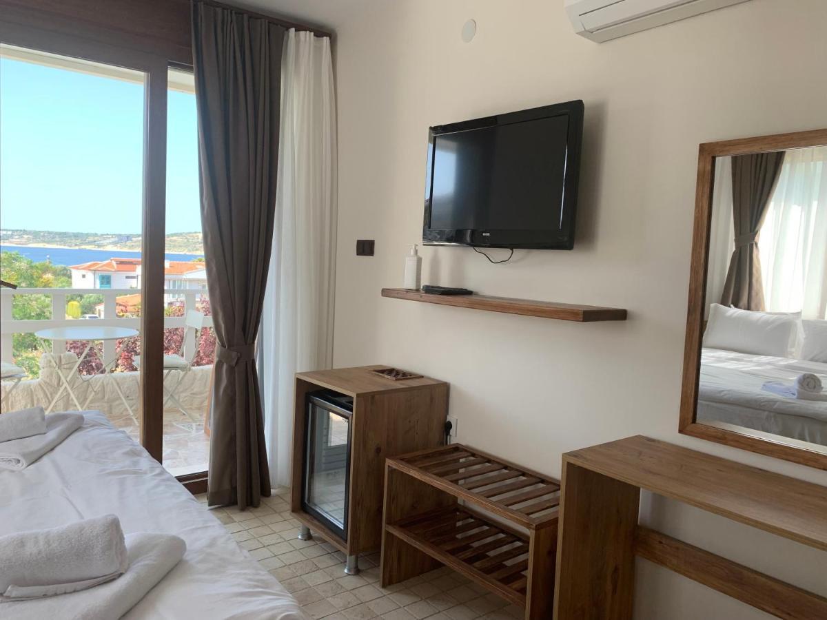 Cesmekes Otel Luaran gambar