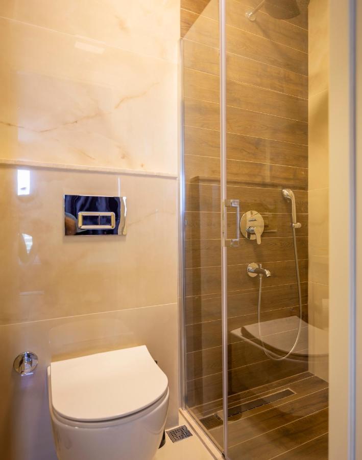 Cesmekes Otel Luaran gambar