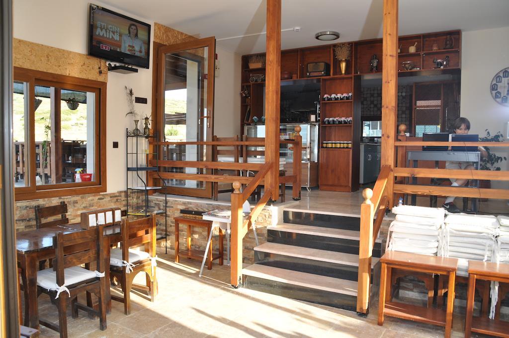 Cesmekes Otel Luaran gambar
