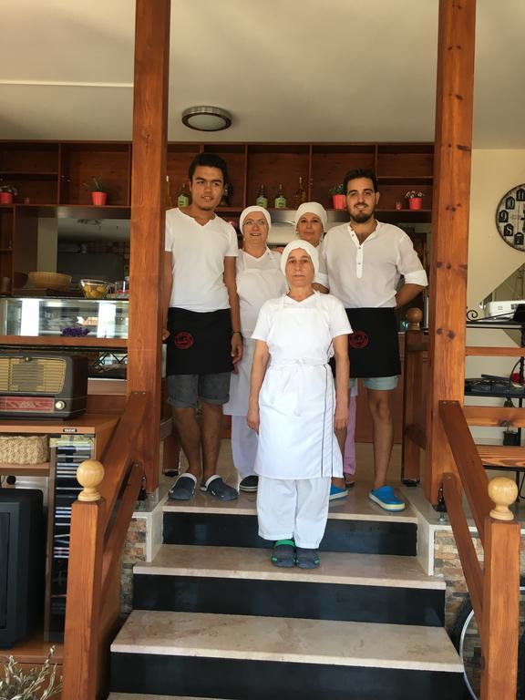 Cesmekes Otel Luaran gambar